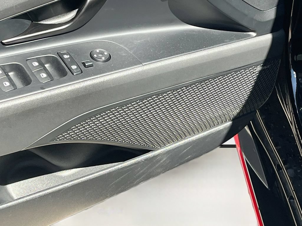Used 2025 Hyundai Elantra N FWD image 19