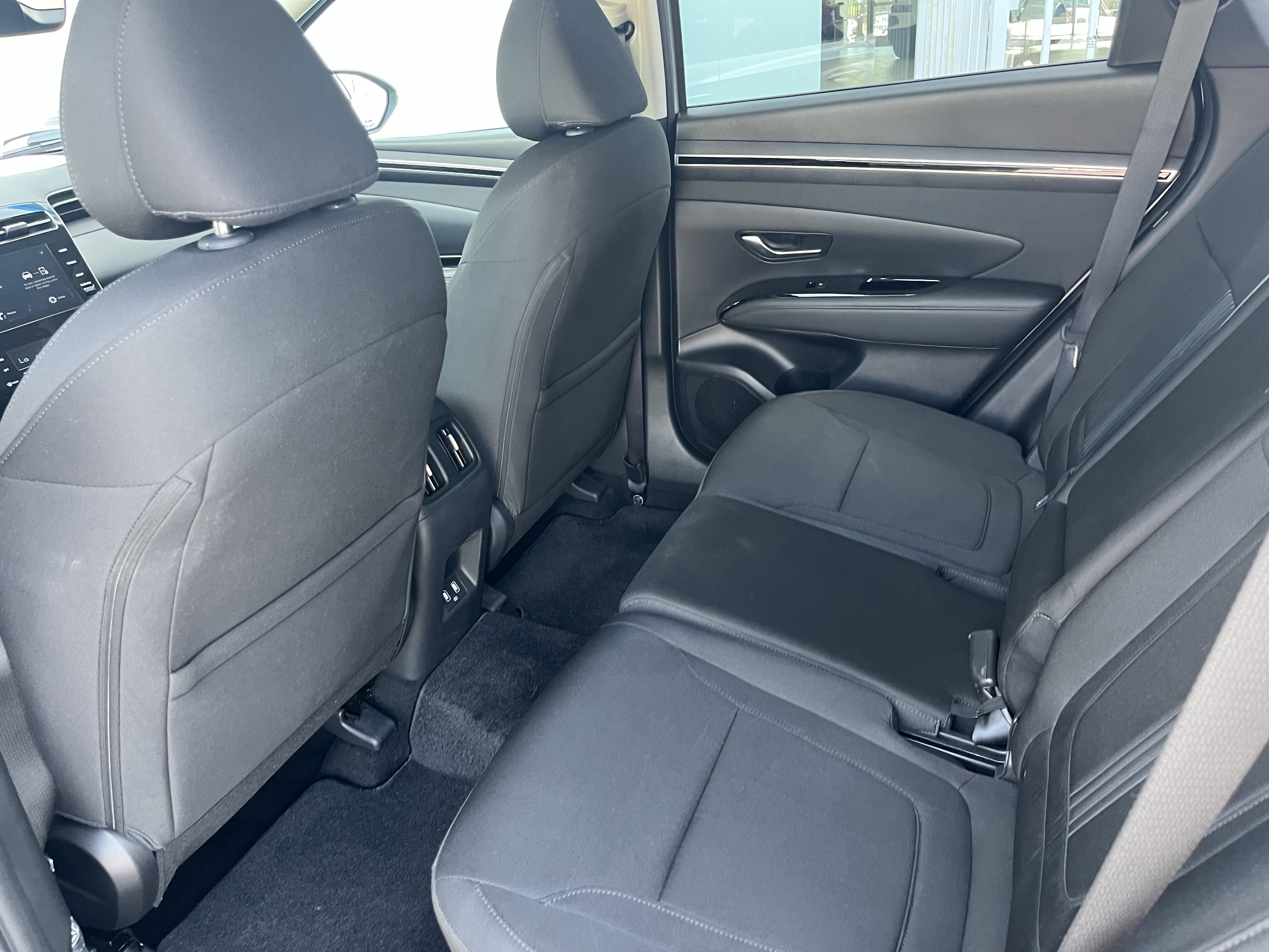 Used 2022 Hyundai Tucson SEL w/ Convenience Package image 3