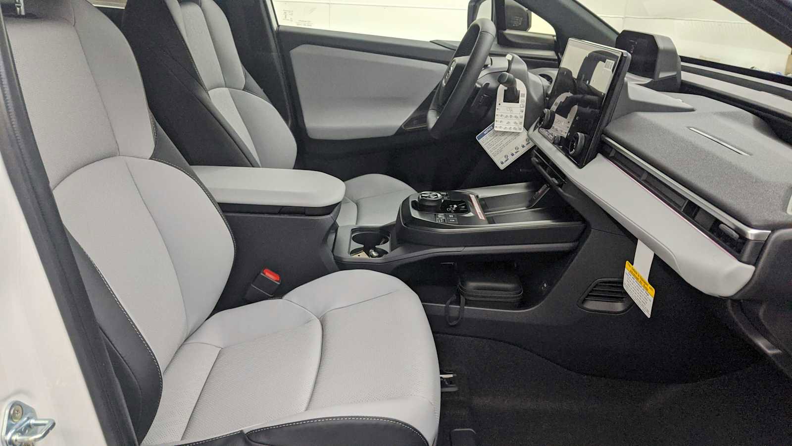 New 2026 Subaru Solterra image 28