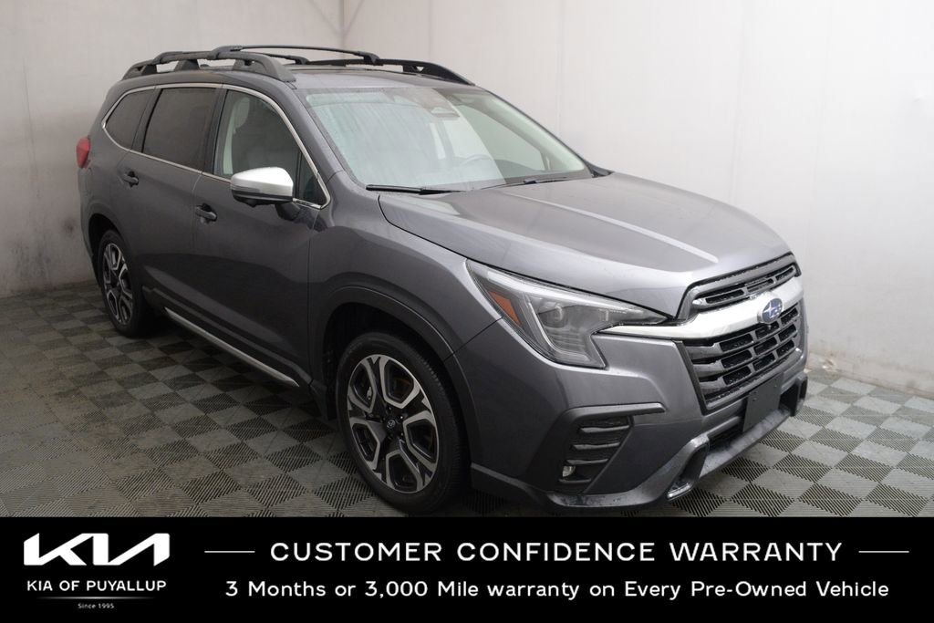 Used 2023 Subaru Ascent Limited w/ Technology Package image 3