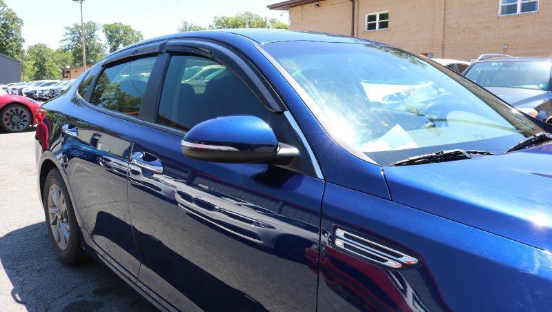 Used 2019 Kia Optima LX FWD image 3