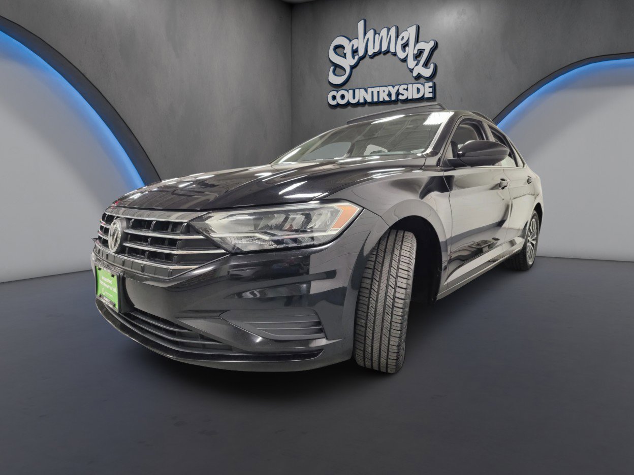 Used 2021 Volkswagen Jetta SE w/ SE Cold Weather Package image 11