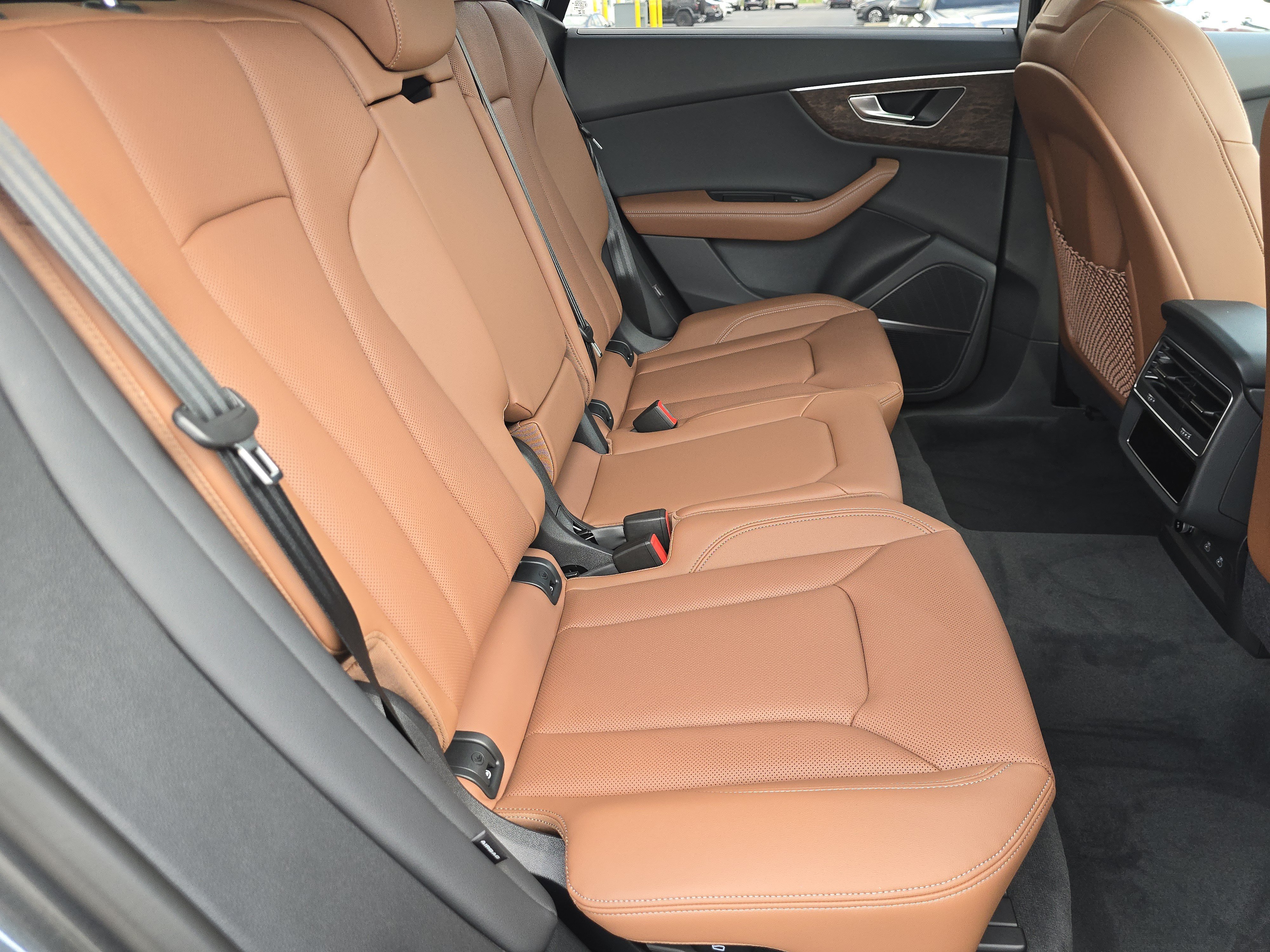New 2027 Audi Q8 Premium Plus AWD/4WD image 17