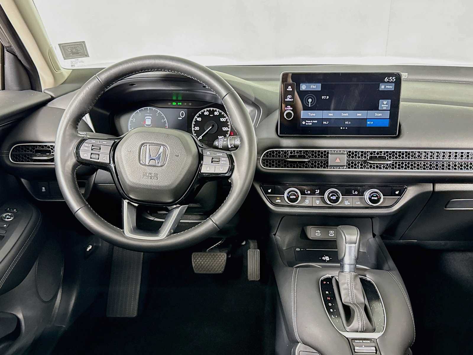 Used 2026 Honda HR-V EX-L image 11