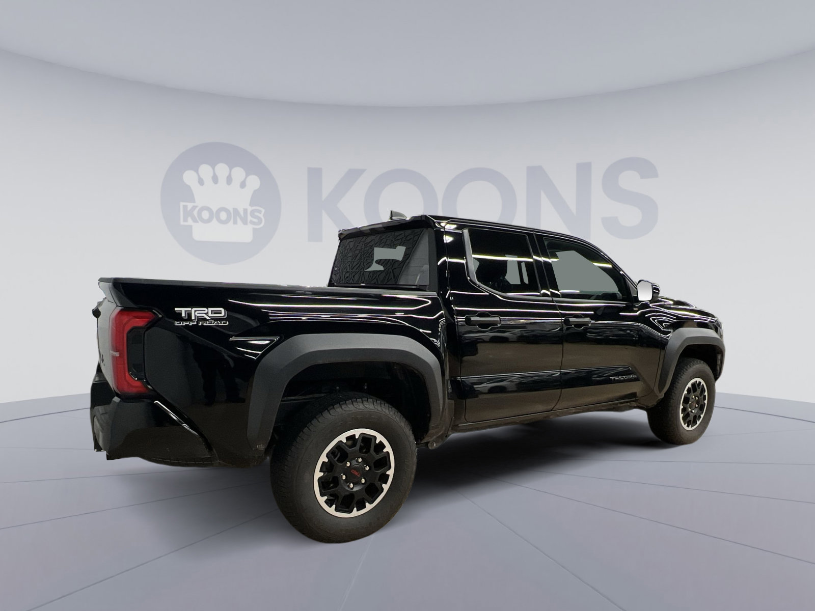 Used 2025 Toyota Tacoma TRD Off-Road image 4