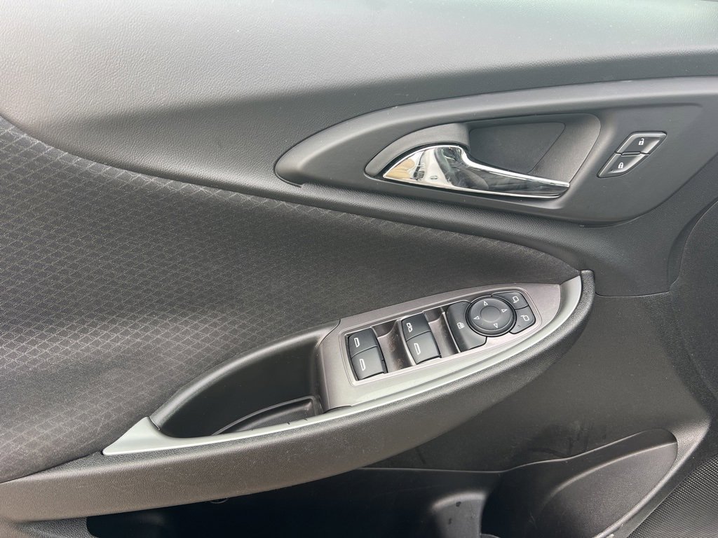 Used 2024 Chevrolet Malibu LT image 14