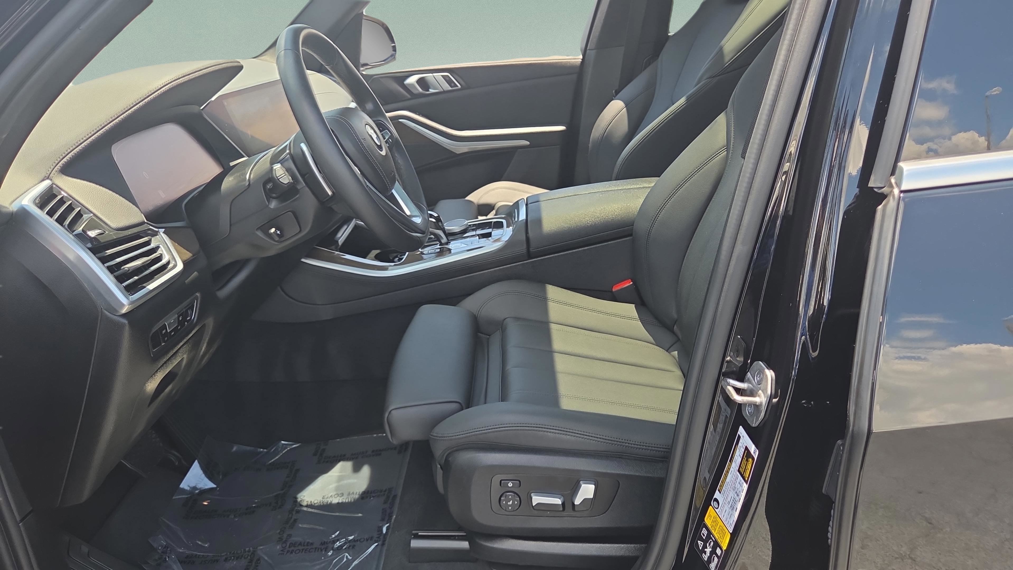 Used 2022 BMW X5 xDrive40i w/ Premium Package AWD/4WD image 9