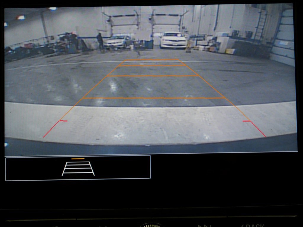 Used 2022 Chevrolet Malibu LT image 18