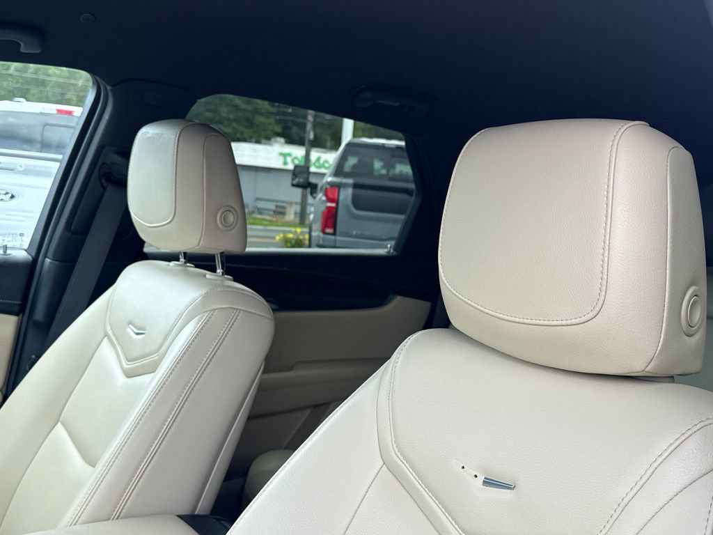 Used 2018 Cadillac XT5 AWD image 31