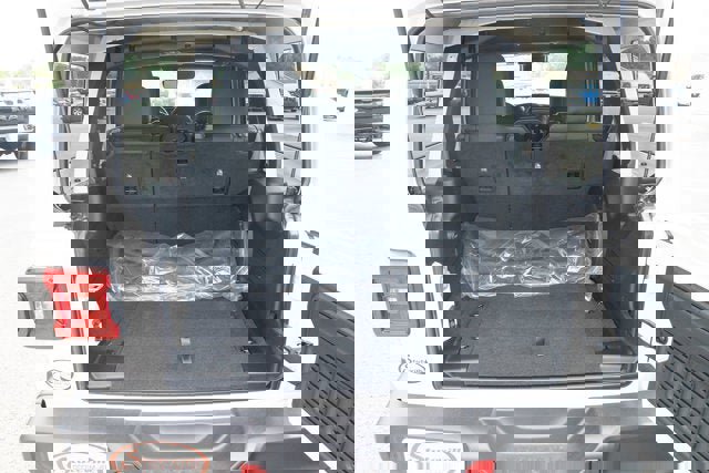 New 2025 Jeep Wrangler Unlimited Sahara image 31