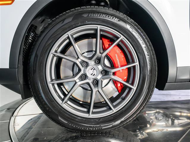 New 2026 Porsche Cayenne S AWD/4WD image 15