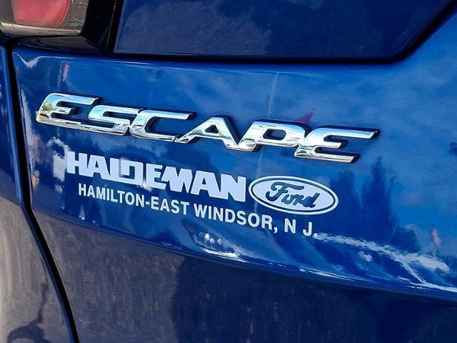 Certified 2018 Ford Escape SEL AWD/4WD image 28