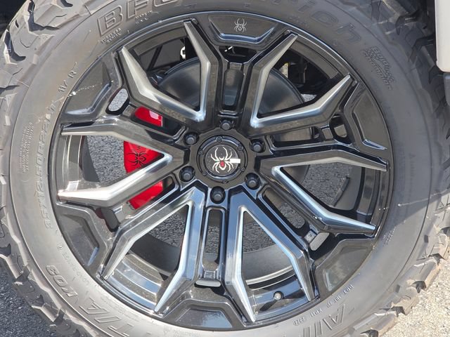 New 2026 GMC Sierra 1500 AT4 w/ AT4 Premium Package AWD/4WD image 13