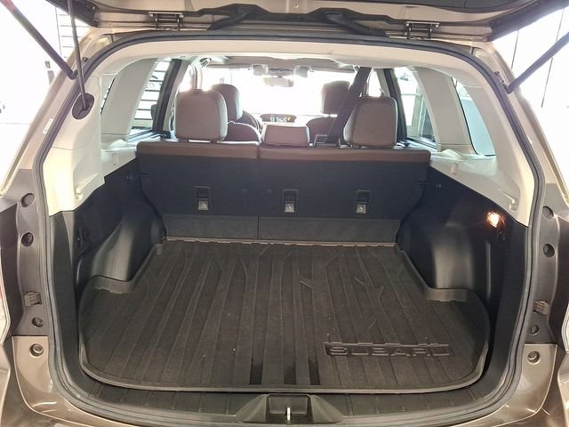 Used 2018 Subaru Forester 2.5i Touring w/ Popular Package #2 AWD/4WD image 29