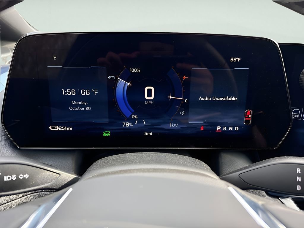 New 2026 Chevrolet Equinox EV LT w/ Convenience Package II image 31