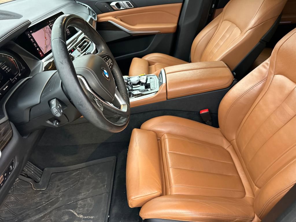 Used 2021 BMW X5 xDrive40i w/ Executive Package image 9