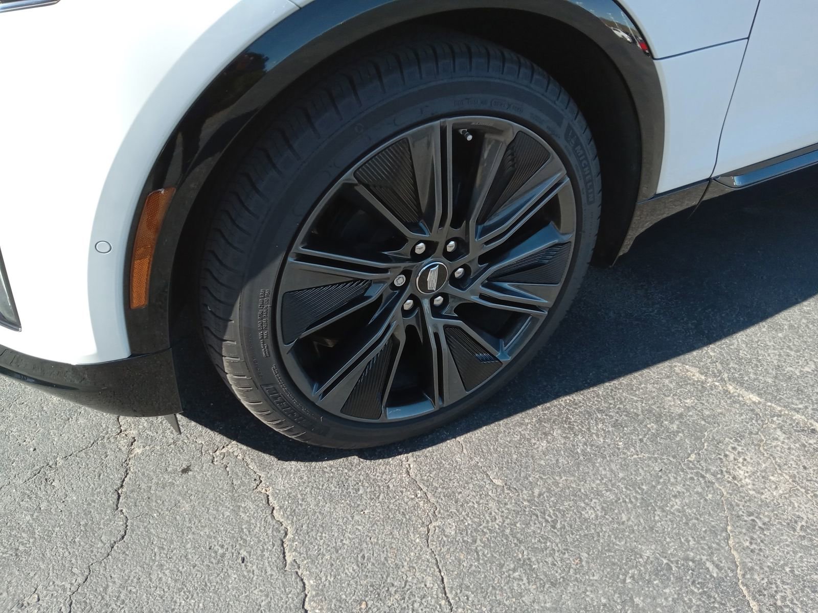 Used 2024 Cadillac Lyriq Sport w/ Nappa Leather Package AWD/4WD image 6