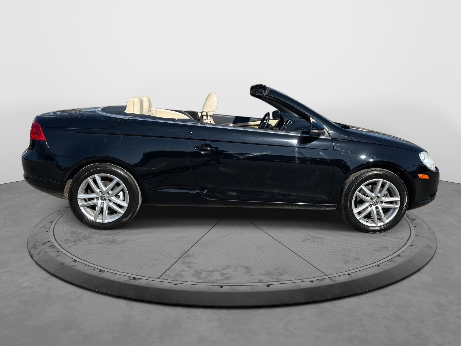 Used 2009 Volkswagen Eos Lux image 9