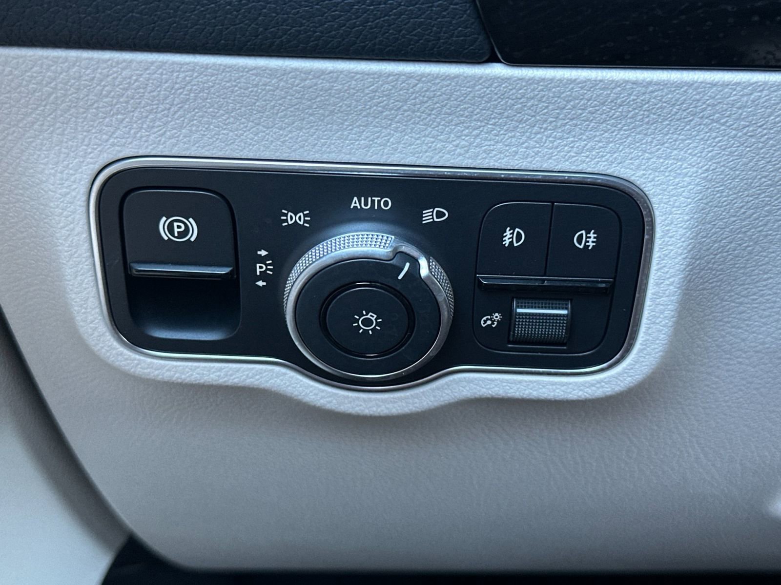 Certified 2026 Mercedes-Benz GLA 250 4MATIC image 30