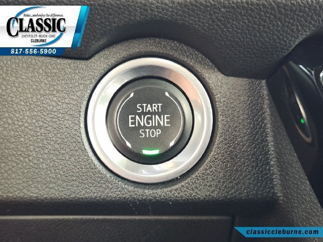 Used 2024 Chevrolet Traverse RS AWD/4WD image 23