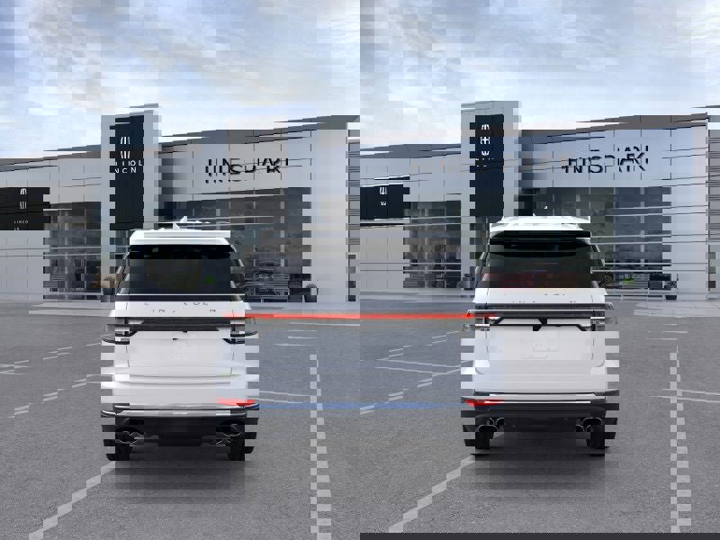New 2026 Lincoln Aviator AWD image 5