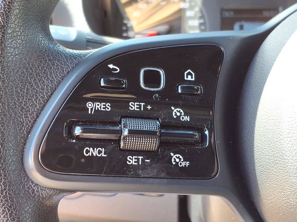 Used 2020 Mercedes-Benz Sprinter 2500 image 22