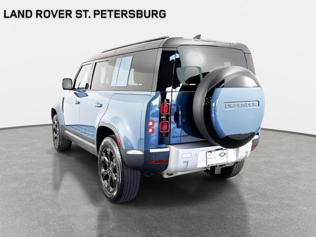 Used 2025 Land Rover Defender 110 S image 7