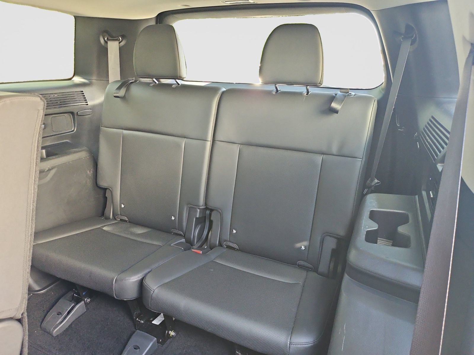 Used 2026 Hyundai Santa Fe SEL FWD image 24