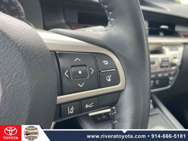 Used 2018 Lexus ES 350 w/ Luxury Package w/Wood Trim FWD image 24