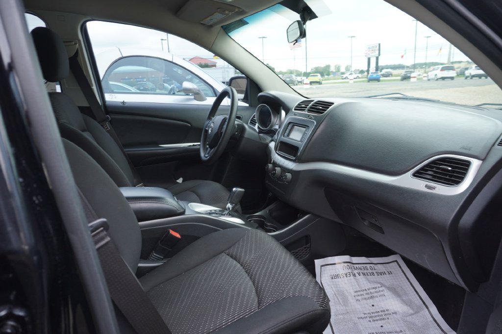 Used 2015 Dodge Journey FWD image 9