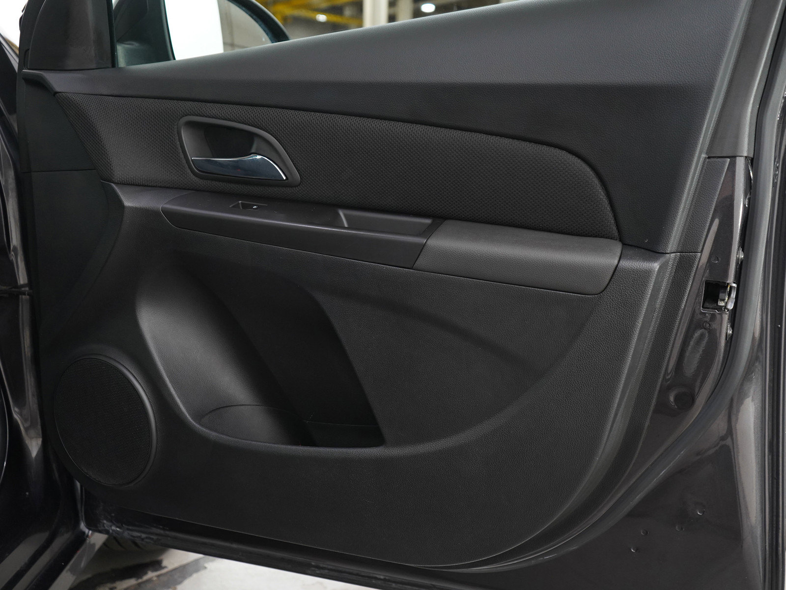 Used 2014 Chevrolet Cruze LT FWD image 9