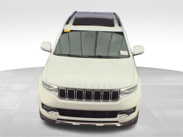 Used 2022 Jeep Wagoneer Series III w/ Premium Group I image 2
