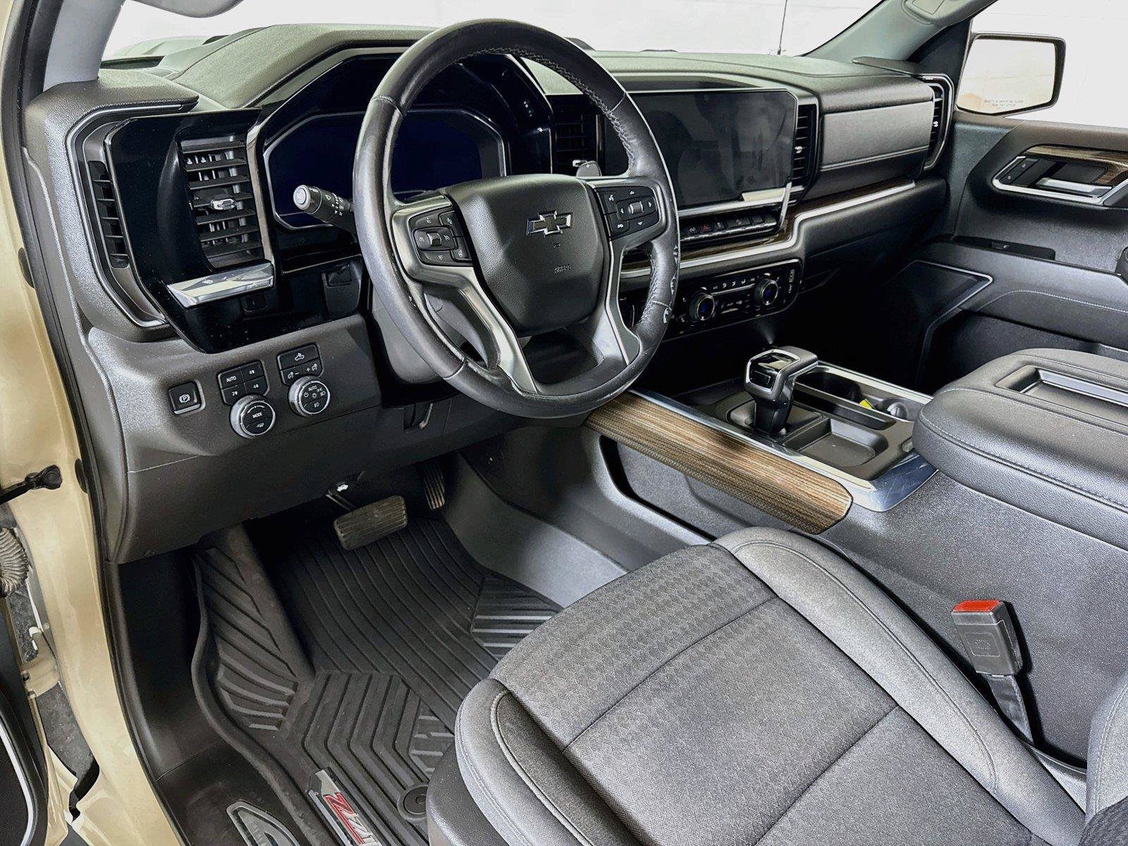 Used 2022 Chevrolet Silverado 1500 LT Trail Boss w/ Protection Package AWD/4WD image 36
