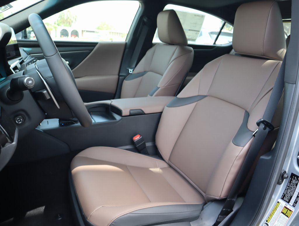 Used 2025 Lexus ES 350 w/ Premium Package image 24
