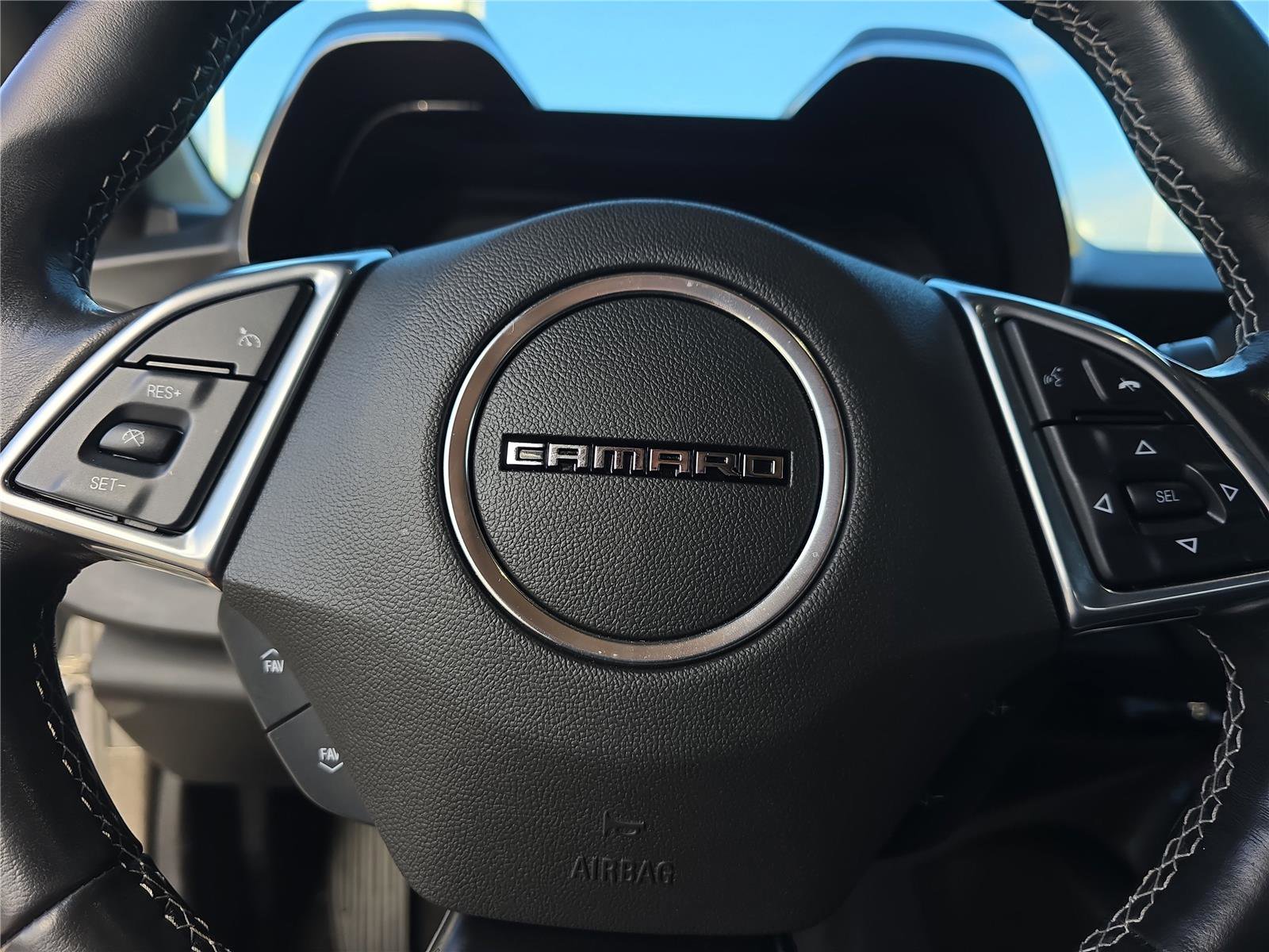 Used 2022 Chevrolet Camaro LT image 18