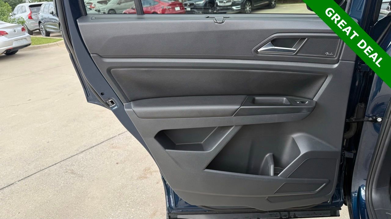 Used 2020 Volkswagen Atlas SEL R-Line AWD/4WD image 17