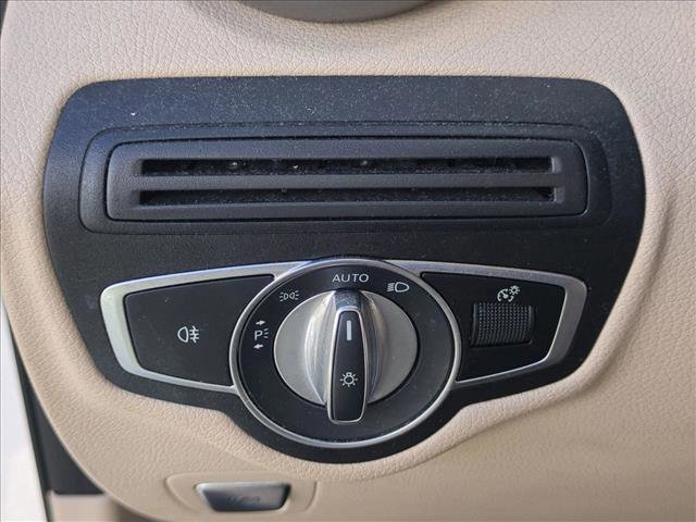 Used 2019 Mercedes-Benz GLC 300 image 14