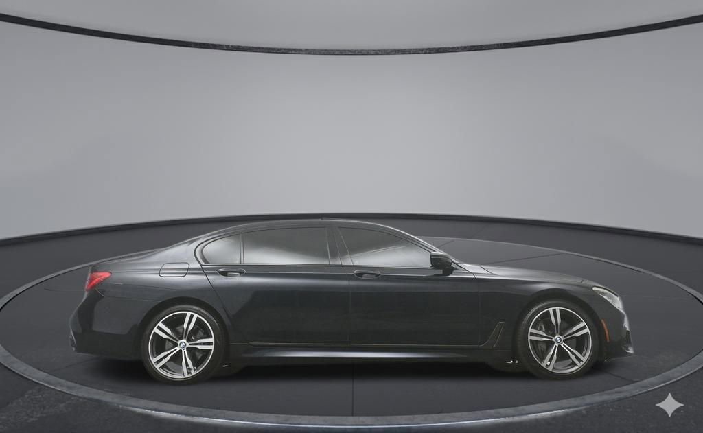 Used 2019 BMW 750i image 49