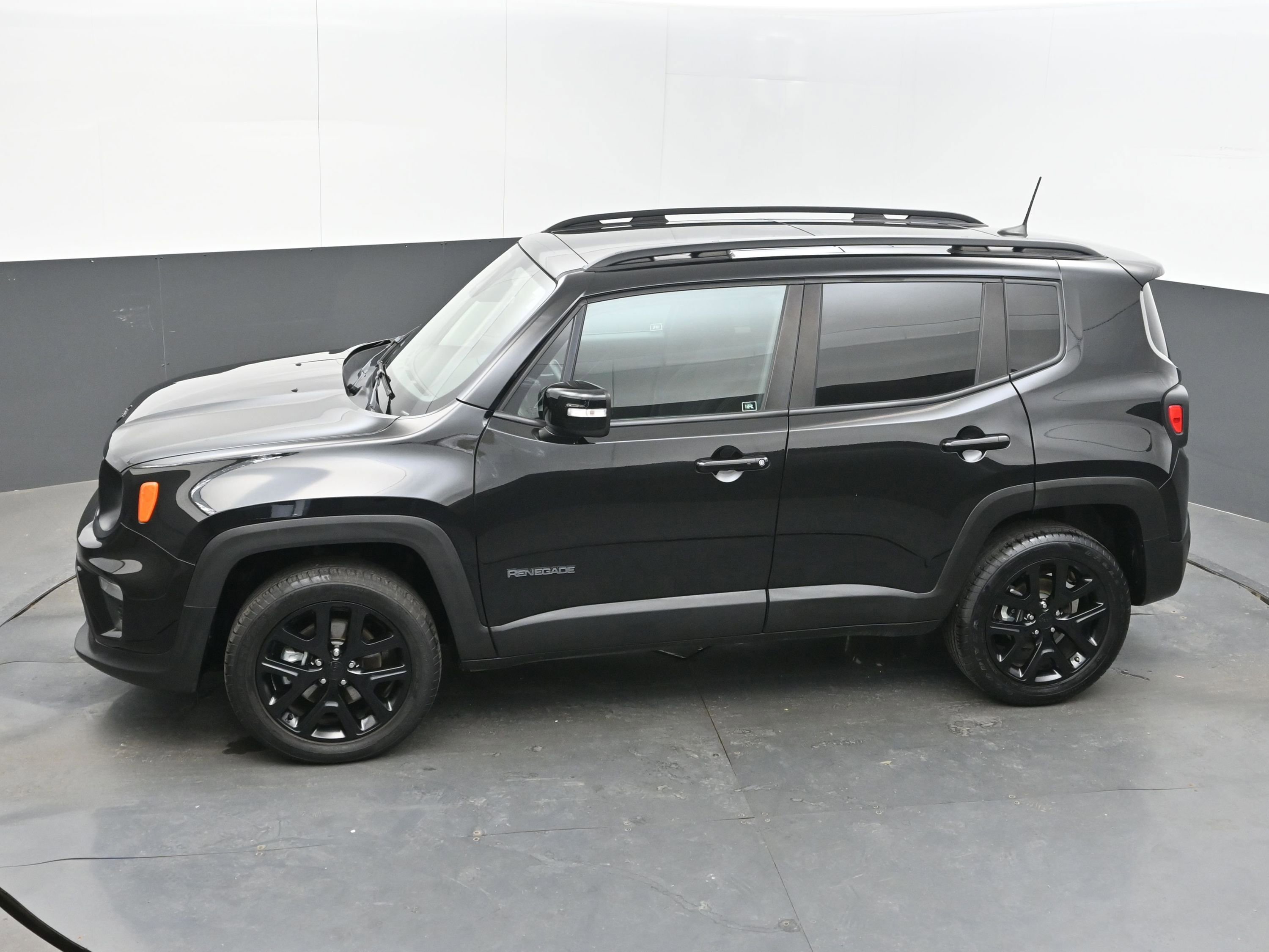 Used 2023 Jeep Renegade Altitude w/ Sun/Sound Group image 36