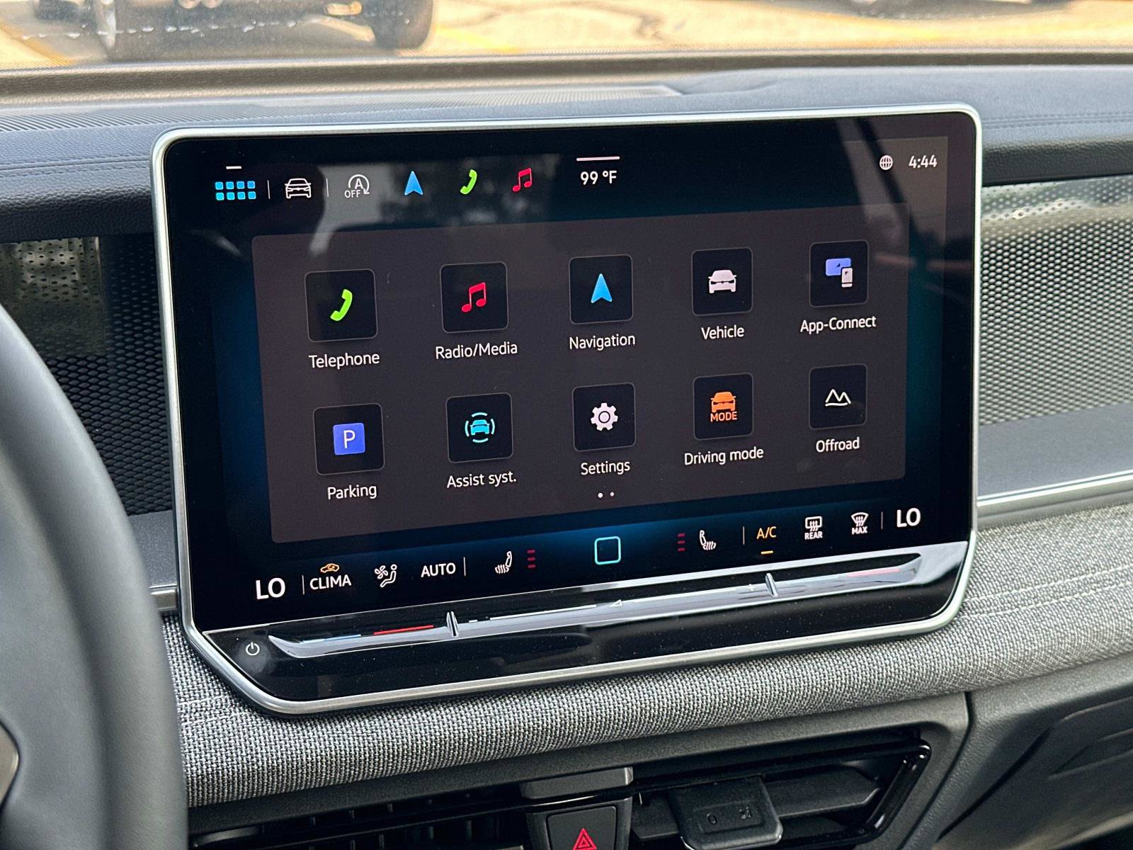 New 2025 Volkswagen Tiguan S image 28