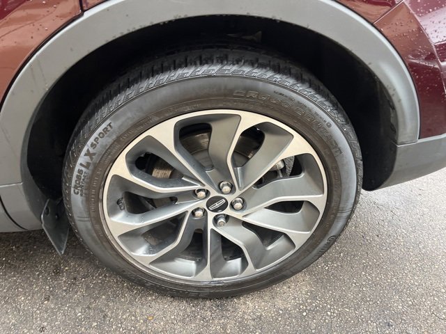 Used 2023 Lincoln Nautilus Reserve image 29