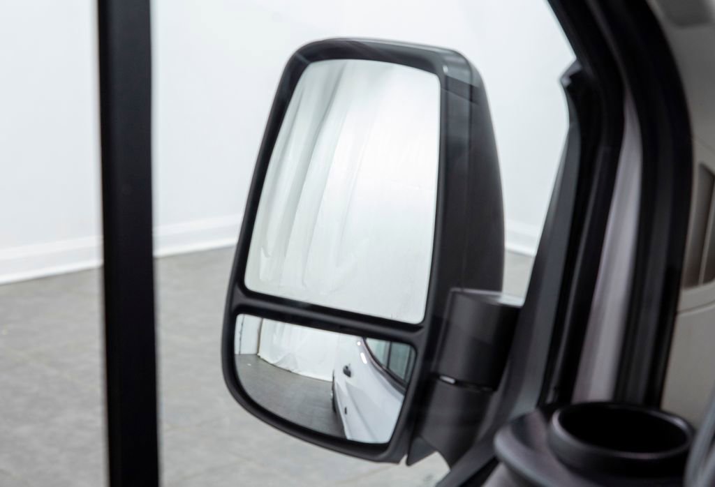 Used 2022 Ford Transit 250 Medium Roof AWD image 22