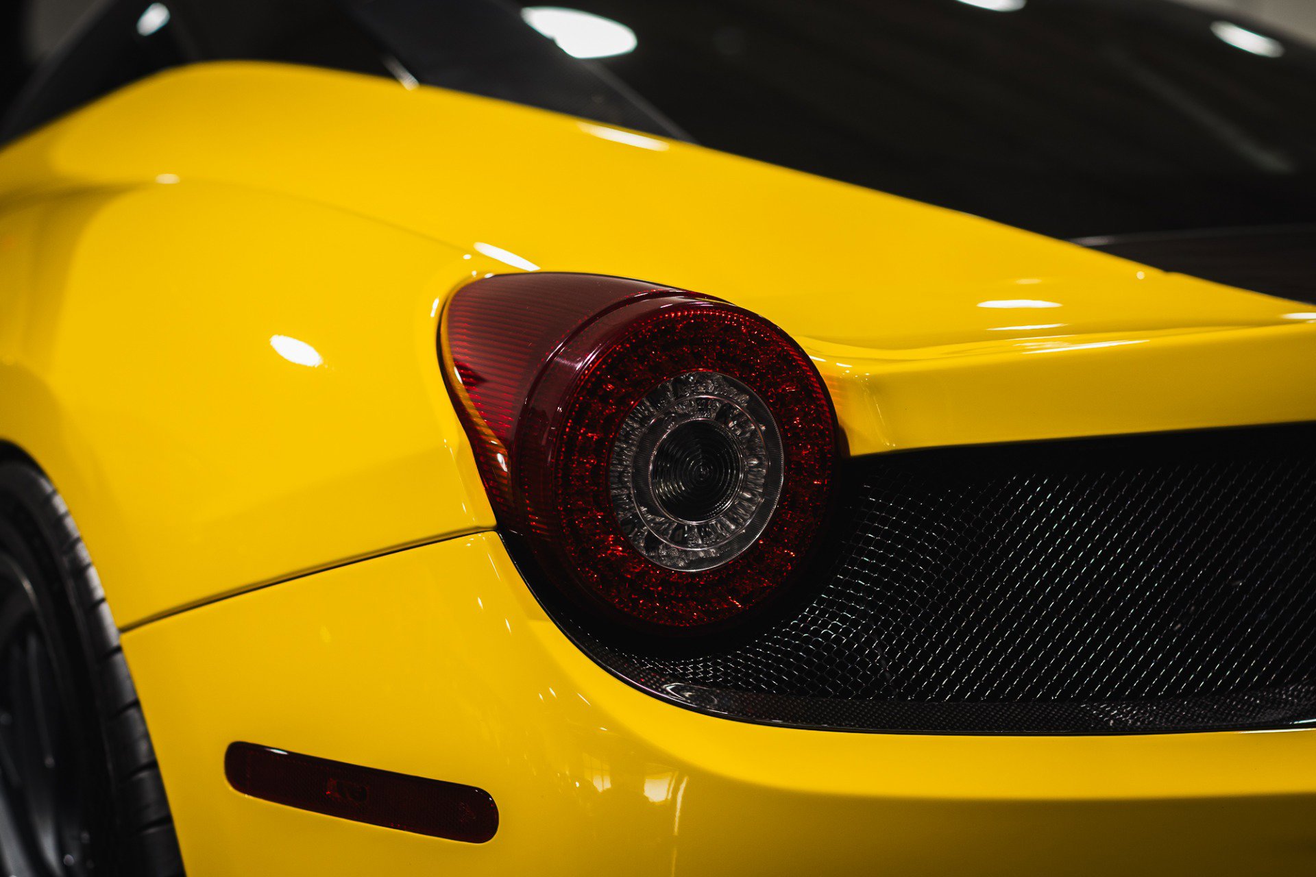 Used 2013 Ferrari 458 Italia Coupe image 25