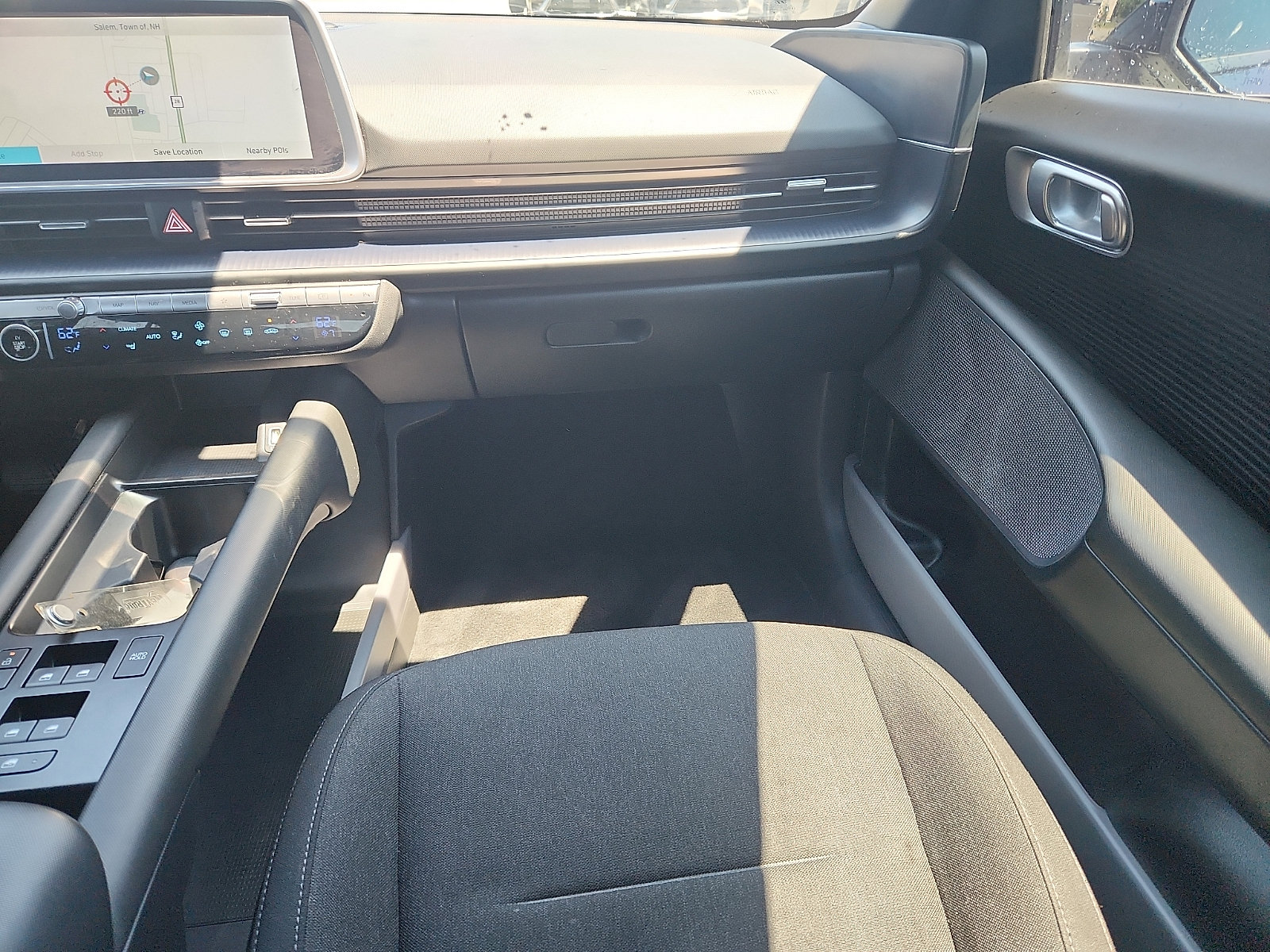 Used 2025 Hyundai Ioniq 6 SE AWD/4WD image 11