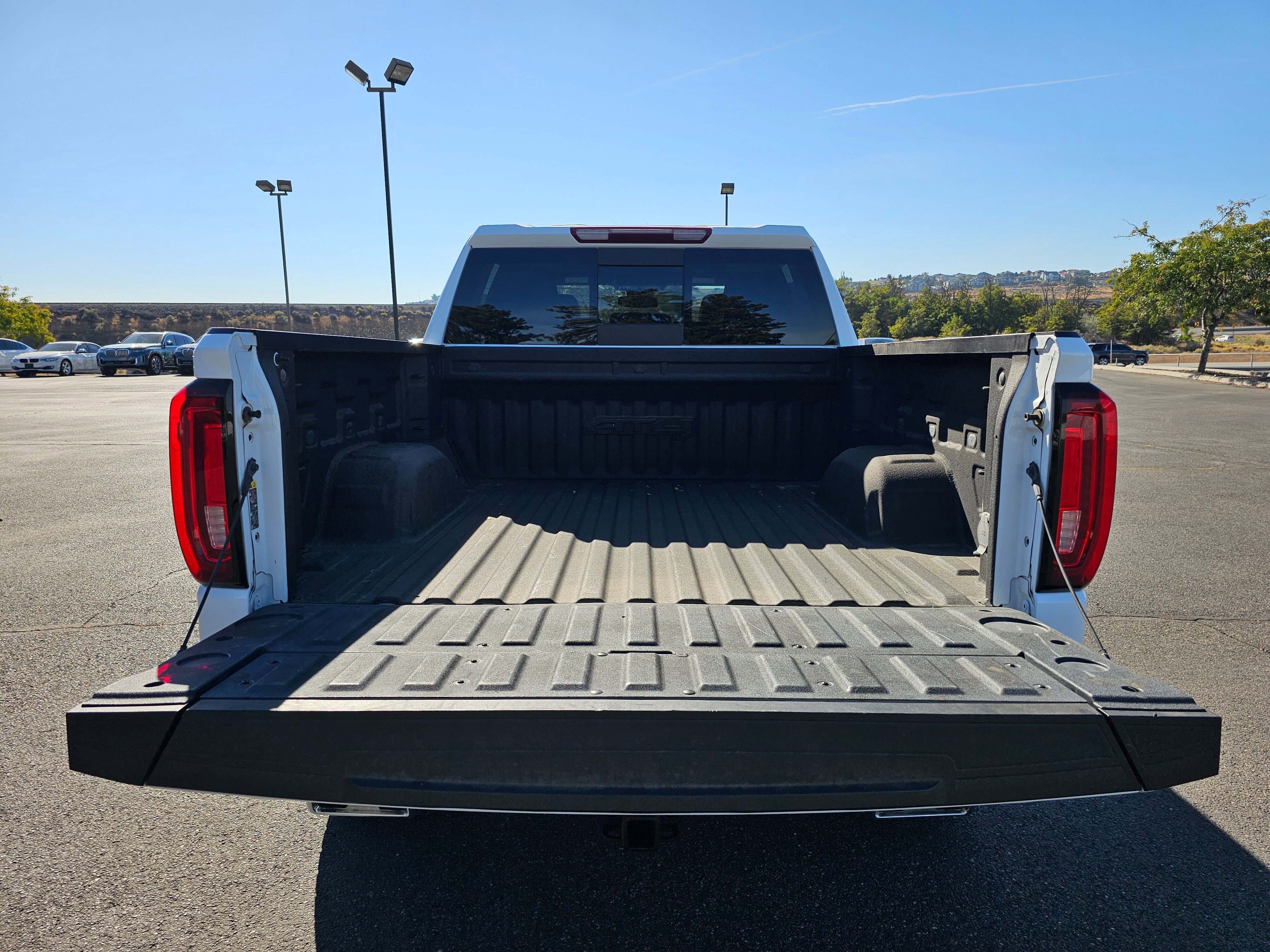 Used 2022 GMC Sierra 1500 AT4 w/ AT4 Preferred Package image 28