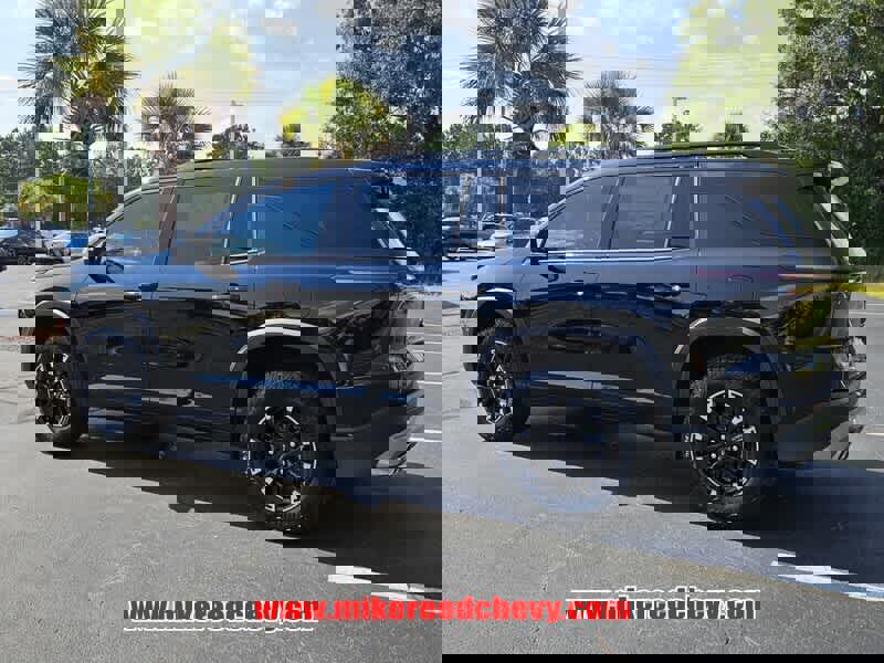 New 2026 Chevrolet Traverse Z71 w/ Enhanced Driving Package image 9