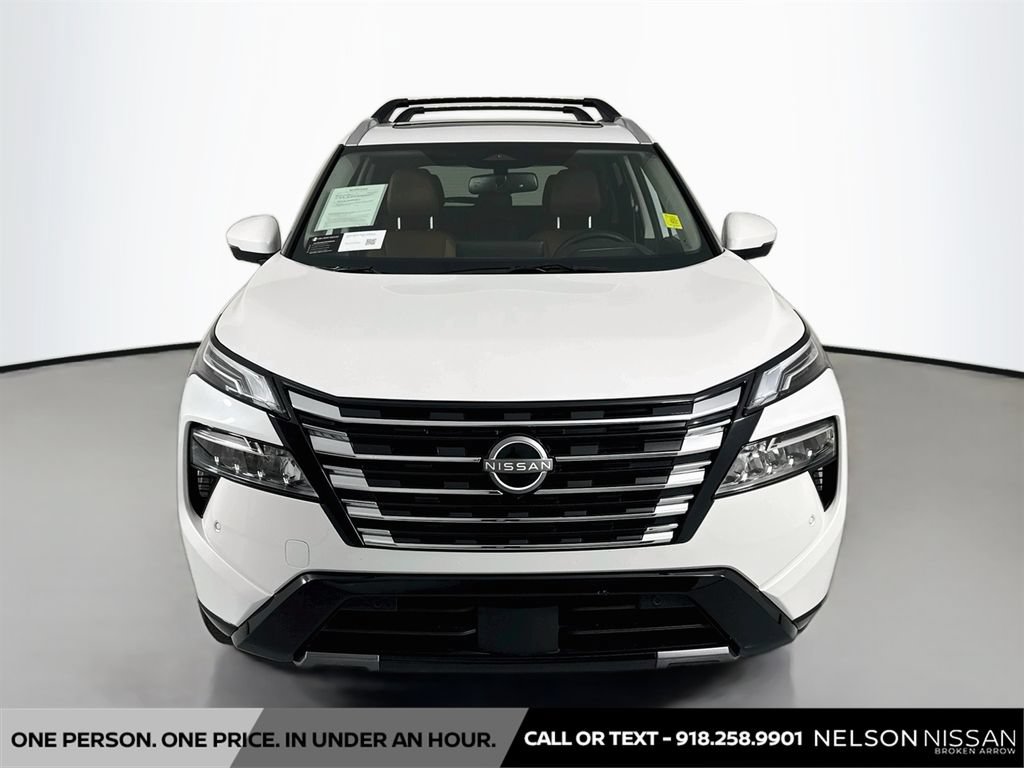 Certified 2026 Nissan Rogue Platinum w/ Platinum Premium Package AWD/4WD image 2
