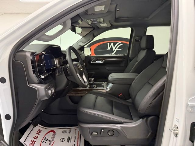 New 2026 GMC Sierra 1500 Elevation w/ Elevation Premium Package image 9