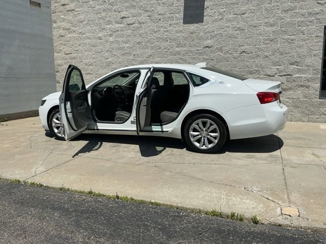 Used 2018 Chevrolet Impala LT w/ LT Convenience Package FWD image 16