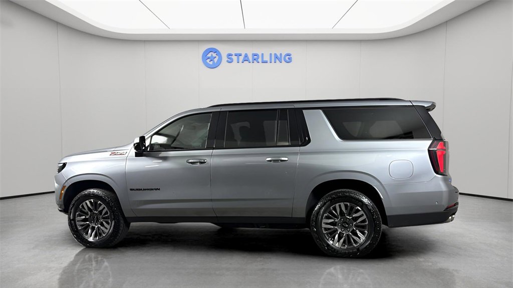 Used 2025 Chevrolet Suburban Z71 image 4